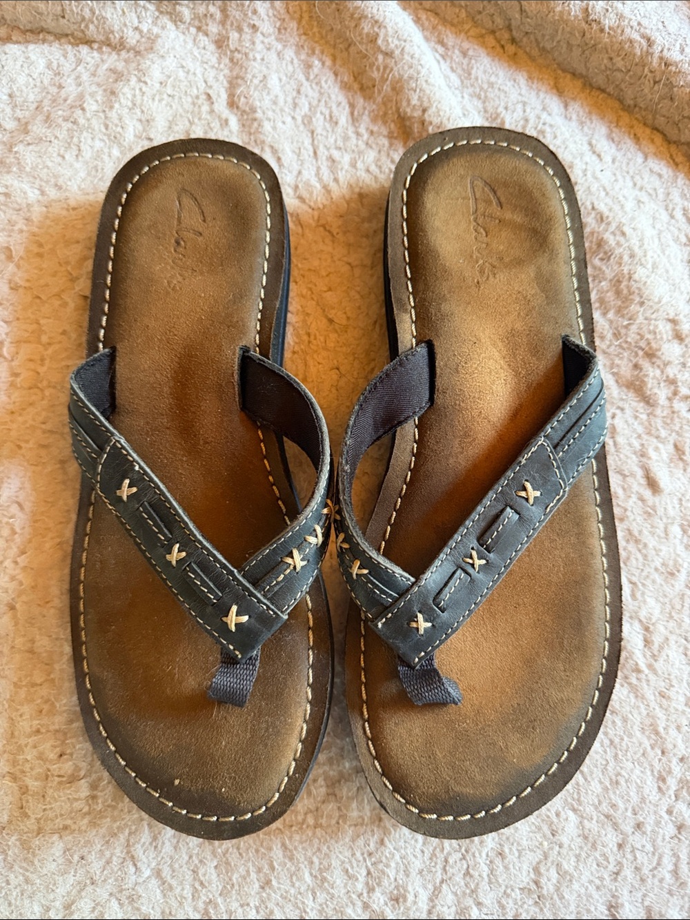 Clarks Navy Leather Thong Sandals
